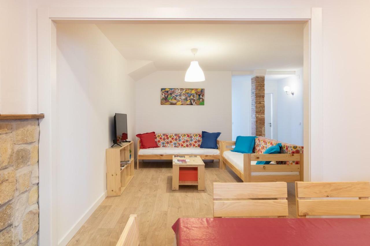 La Casa Azul,Una Casa En La Ciudad. 洛格罗尼奥 外观 照片